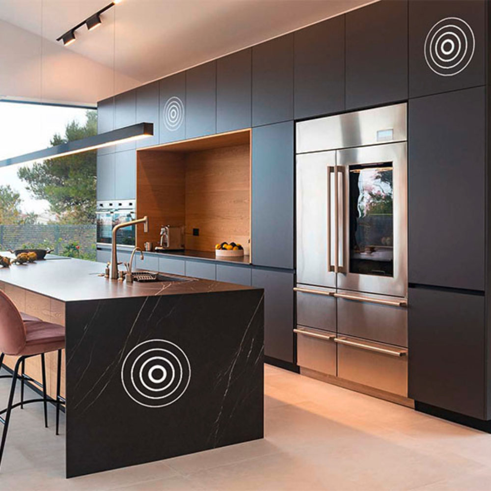 Revox Eleva a Experiência Sonora com Colunas Invisíveis e Sistemas Multiroom de Alta-Fidelidade